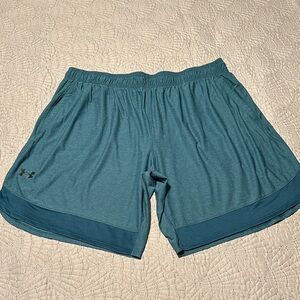 Under Armour Men’s Deep Blue/Green in Color Athletic Shorts, EUC, Size 2X